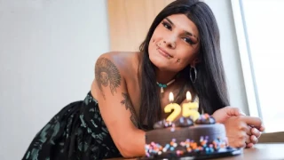 GroobyGirls - Climax Monday Taylor J!